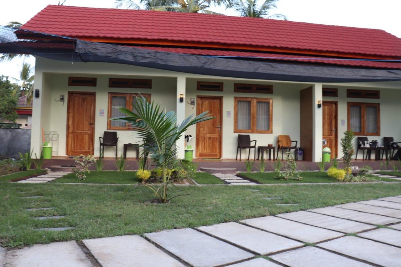 Room 212 Kuta  Exteriér fotografie